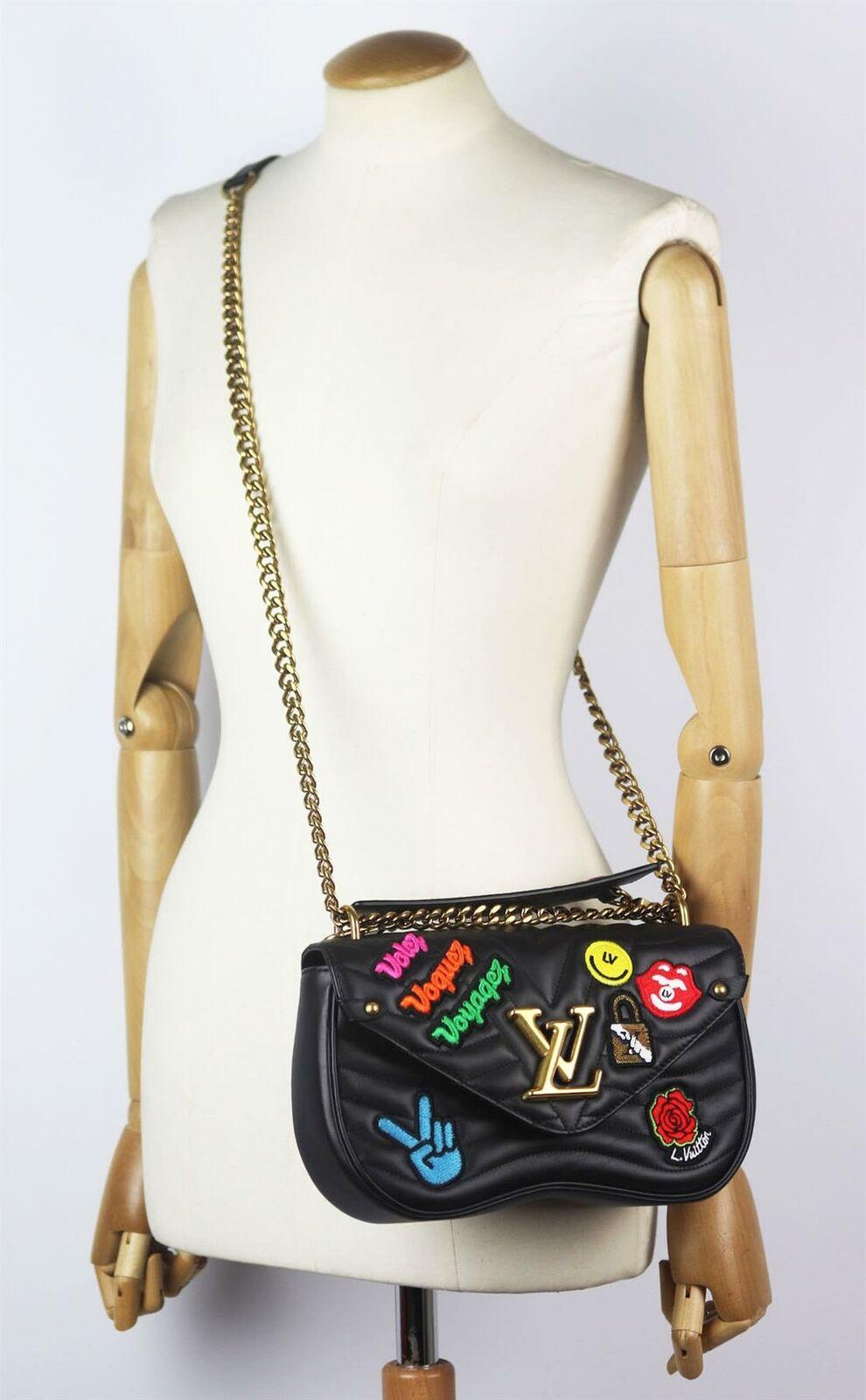 Louis Vuitton Borsa a tracolla in pelle di vitello trapuntata New Wave MM 2