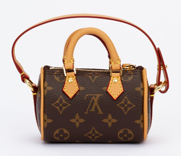 Is Louis Vuitton's New 'It' Bag a Phone Case? - Fashionista
