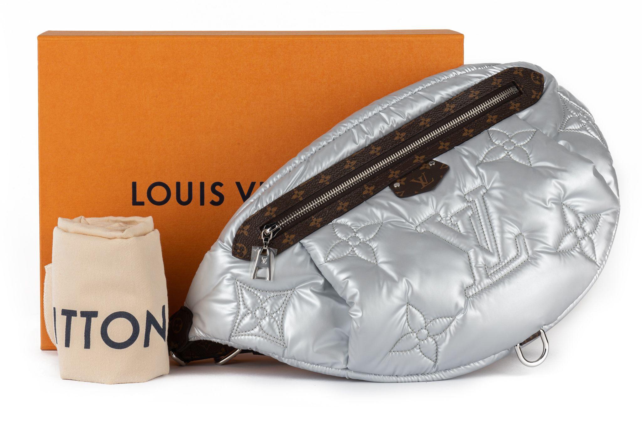 Louis Vuitton NIB Silver Pillow Bumbag LOGO For Sale 6
