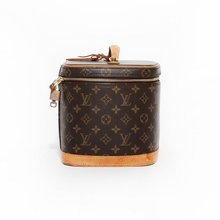 Leather vanity case Louis Vuitton Brown in Leather - 27315499