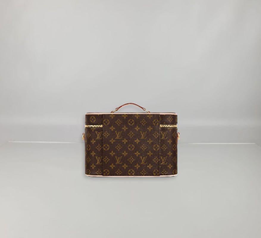 Louis Vuitton Nice Vanity case In New Condition In Nicosia, CY