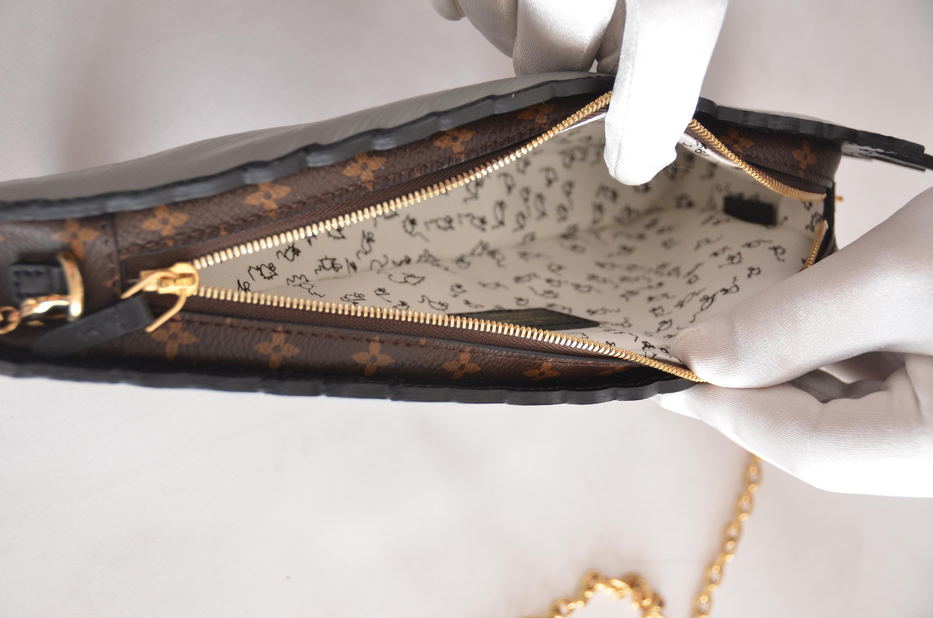 Louis Vuitton Nicolas Ghesquière X Grace Coddington Cat Mouse Handbag '19 NEW 3