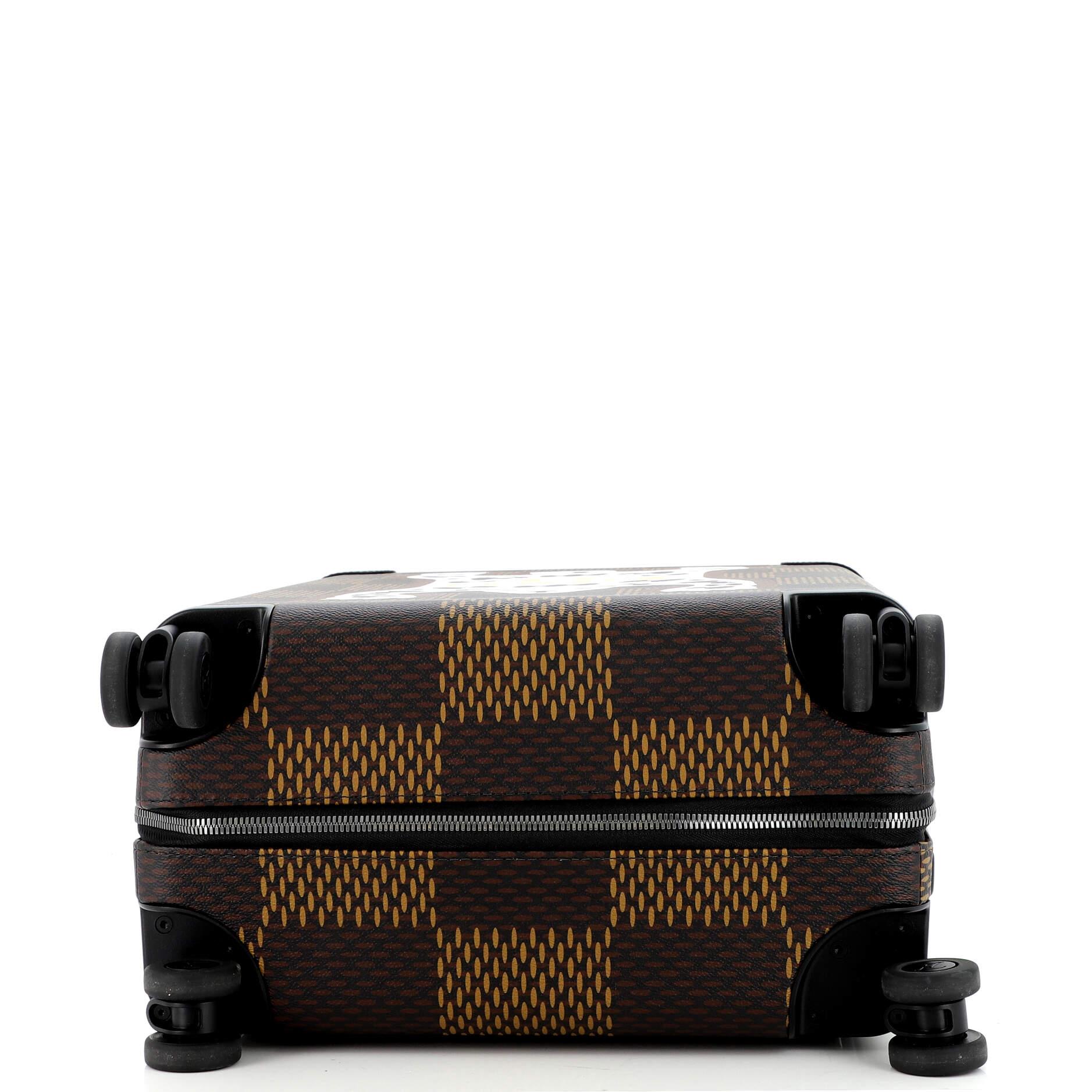 Women's or Men's Louis Vuitton Nigo Horizon Luggage Limited Edition Printed Giant Damier 5