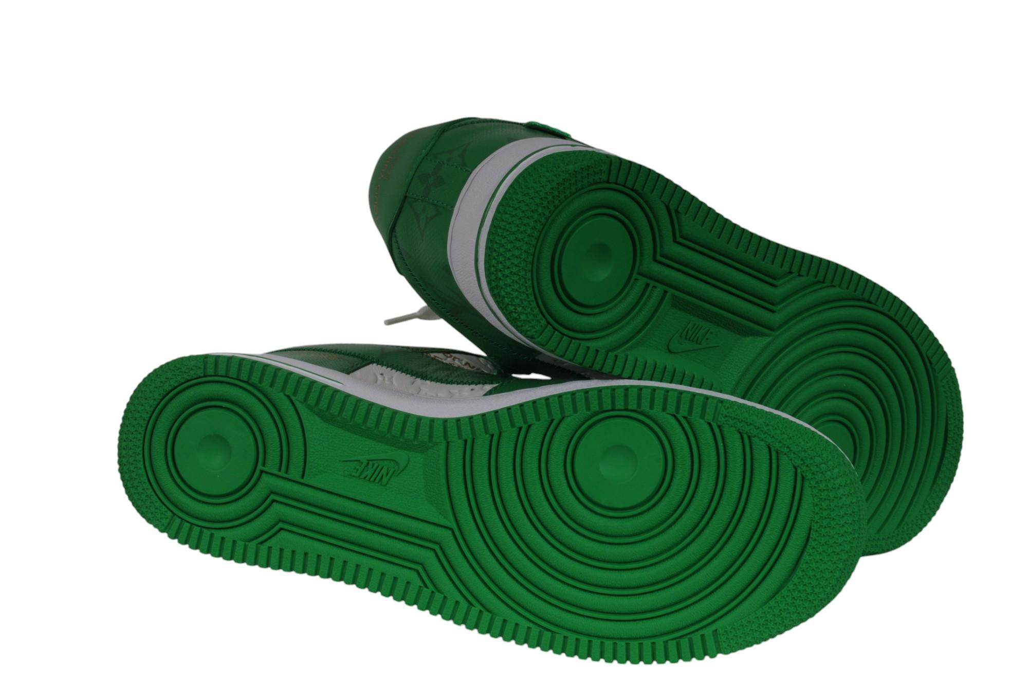 Louis Vuitton Nike Air Force 1 Talla US 8 Verde Blanco Cuero Lv Monograma Low Top en venta 5