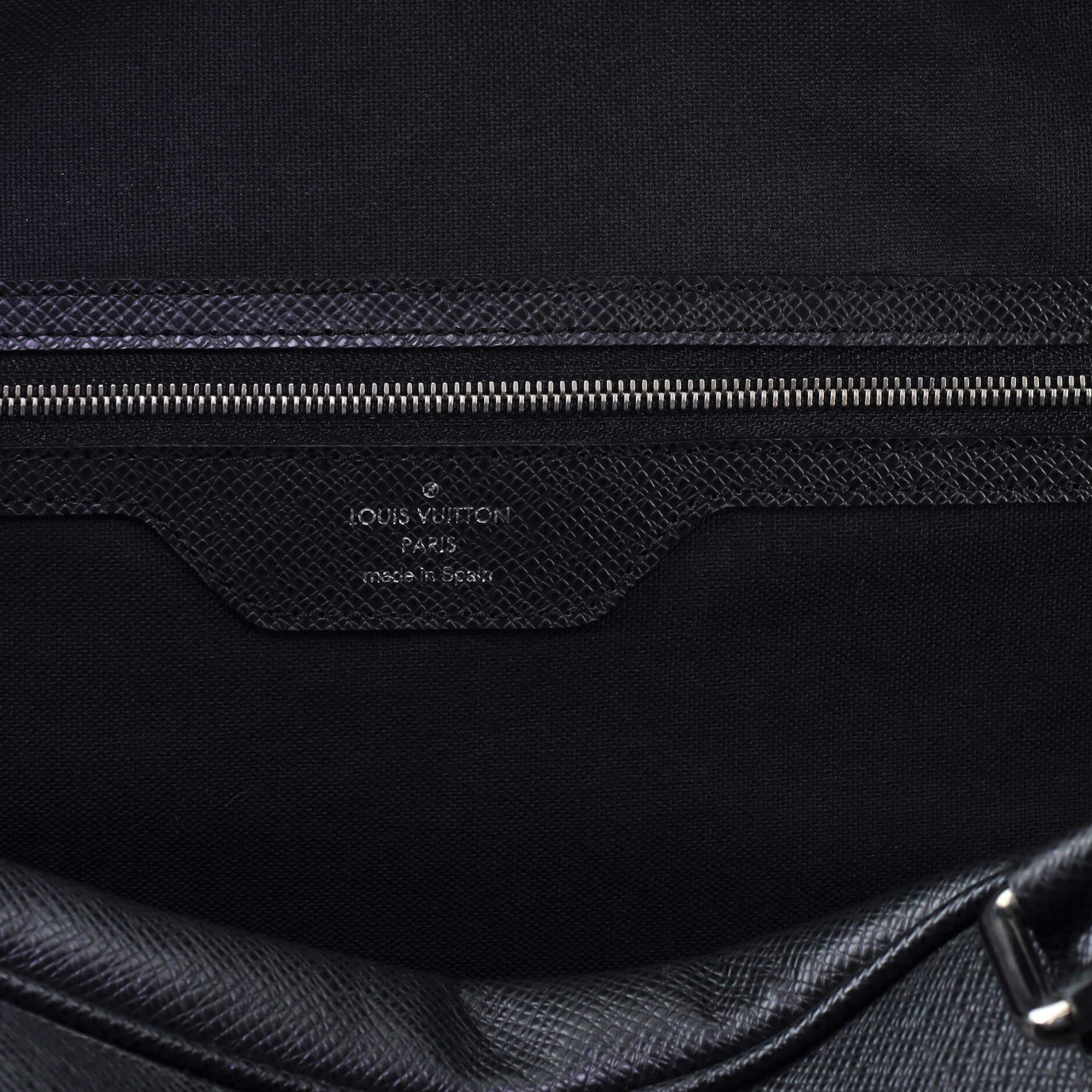 Louis Vuitton Nikolai Duffle Bag Taiga Leather 4