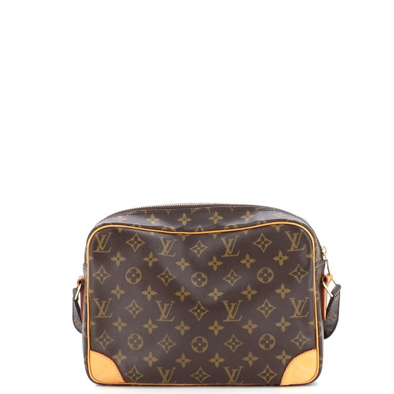 Authenticated Used Louis Vuitton LOUIS VUITTON Regia Damier Shoulder Bag  Brown Ladies 