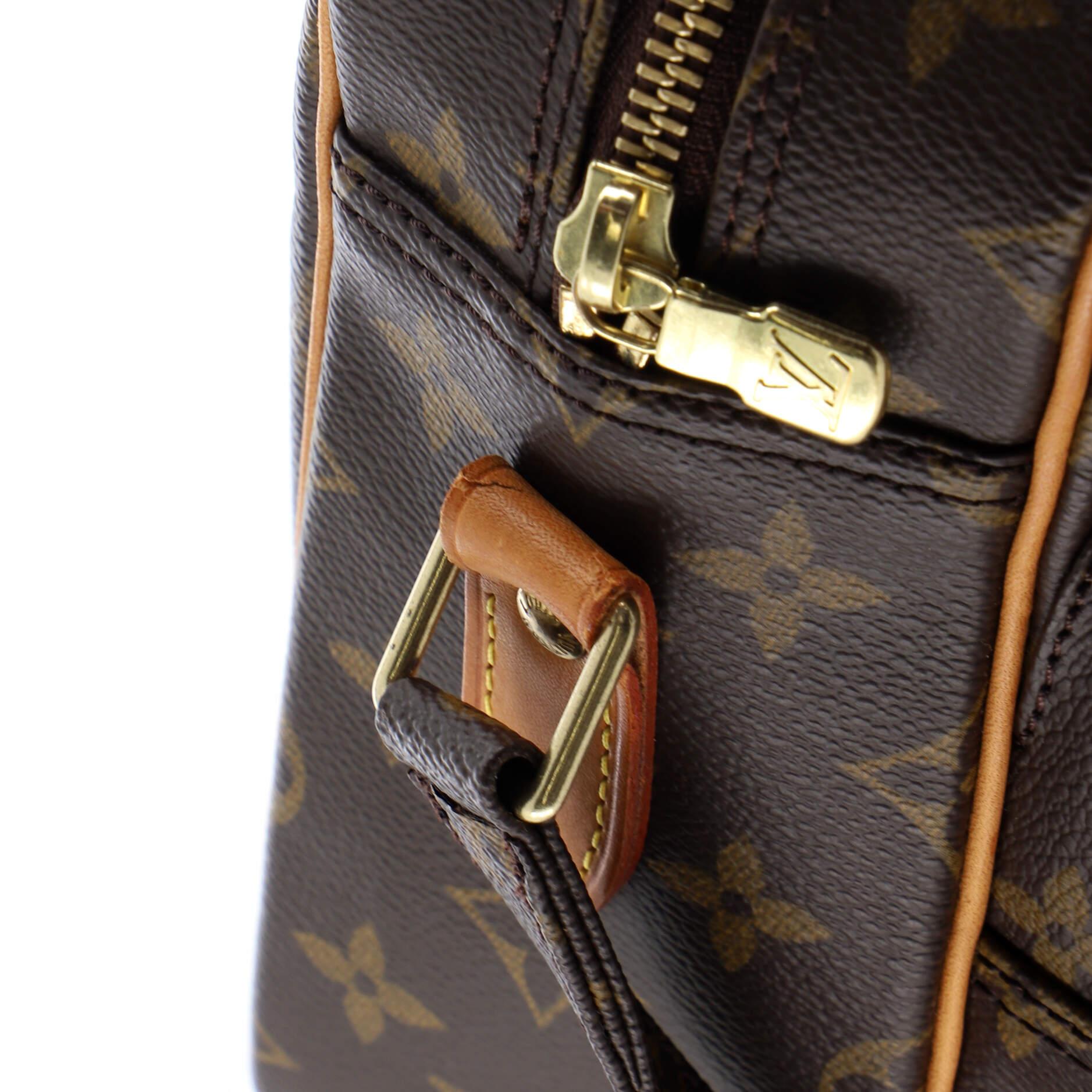 Louis Vuitton Nil Messenger Bag Monogram Canvas 28 For Sale 3