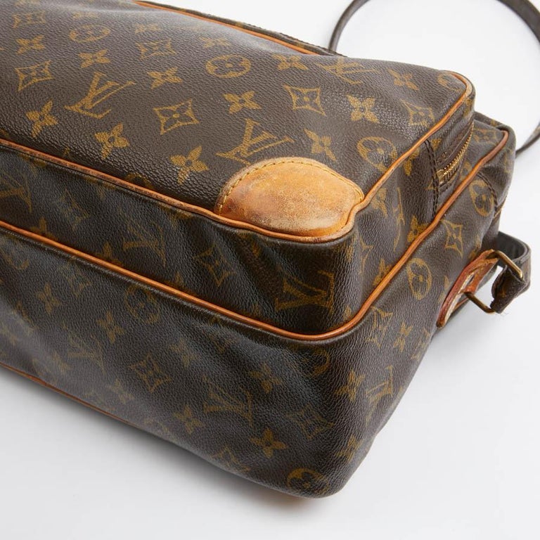 Louis Vuitton Nile Crossbody Bag – Sheer Room