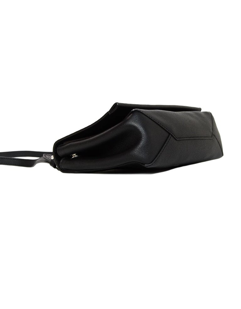 Louis Vuitton Nior Black Leather Lockme II BB Crossbody Bag For Sale at 1stdibs