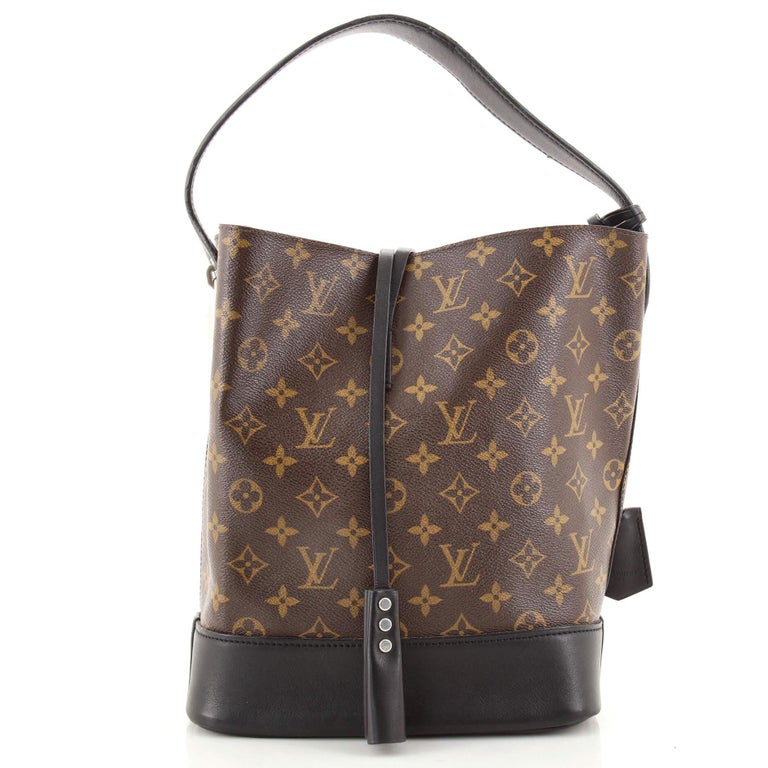 Louis Vuitton NN14 Idole Bucket Bag Monogram Canvas and Leather GM at  1stDibs