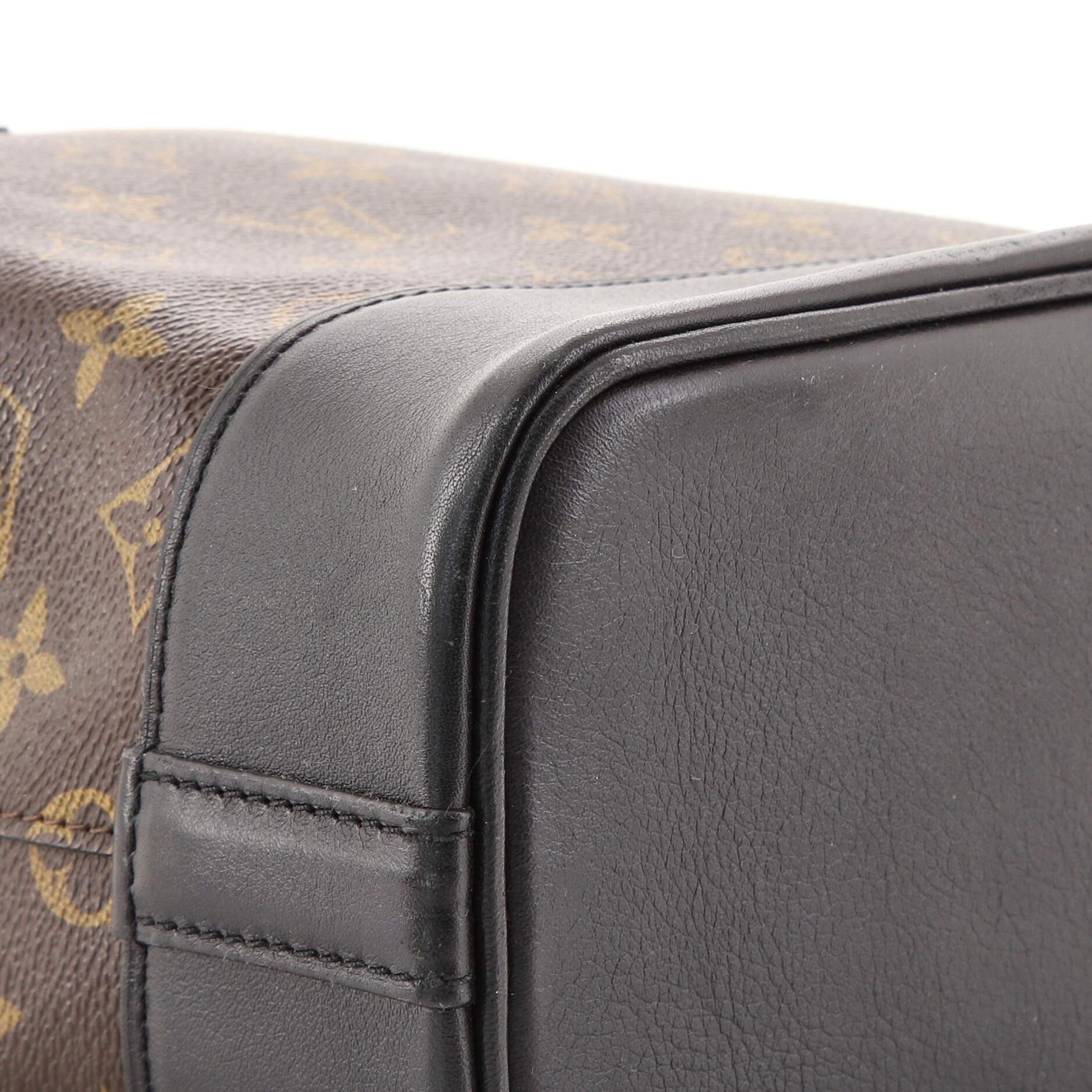 Louis Vuitton NN14 Idole Bucket Bag Monogram Canvas and Leather GM In Fair Condition In NY, NY