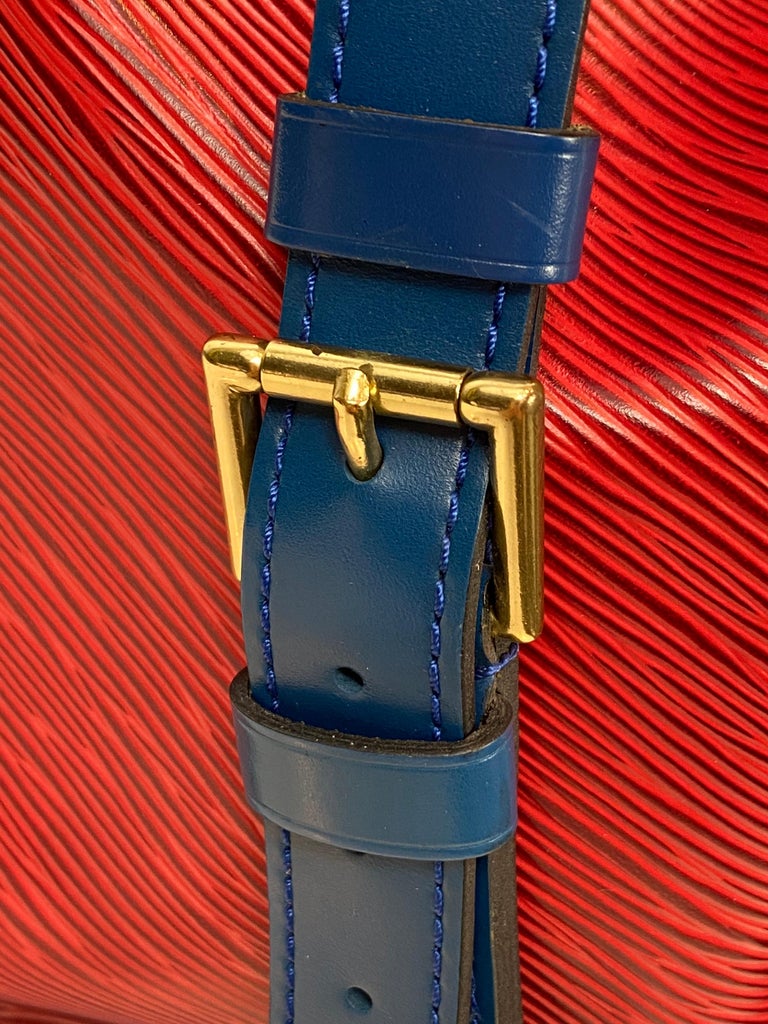 Louis Vuitton Bucket Noé Vintage Blue Green Red Epi Leather