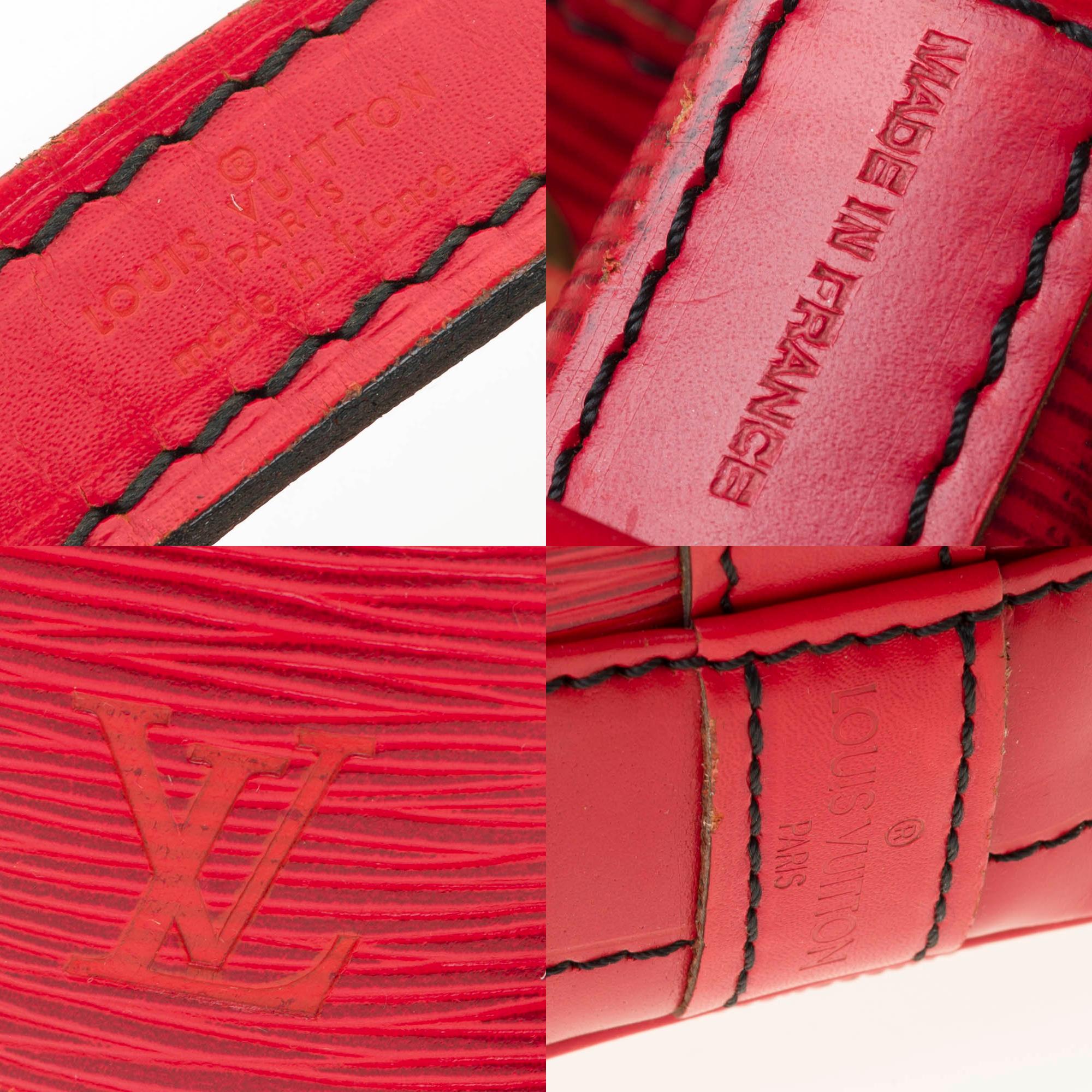 Women's Louis Vuitton Noé Grand modele shoulder bag in red epi leather, gold hardware