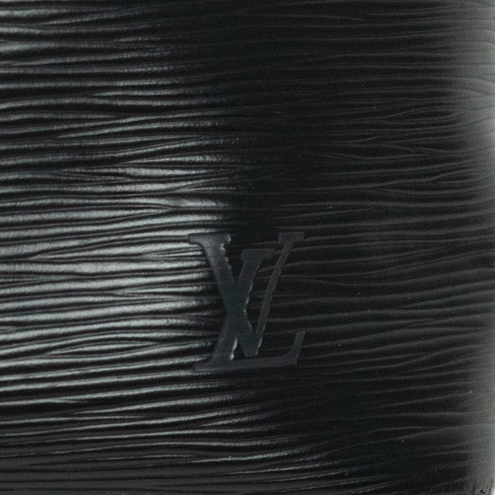 LOUIS VUITTON, Noé in black épi leather 3