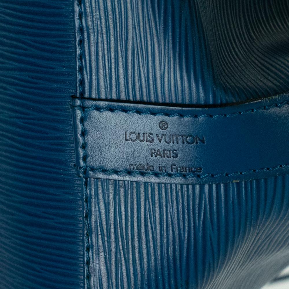 LOUIS VUITTON, Noé in blue épi leather  2