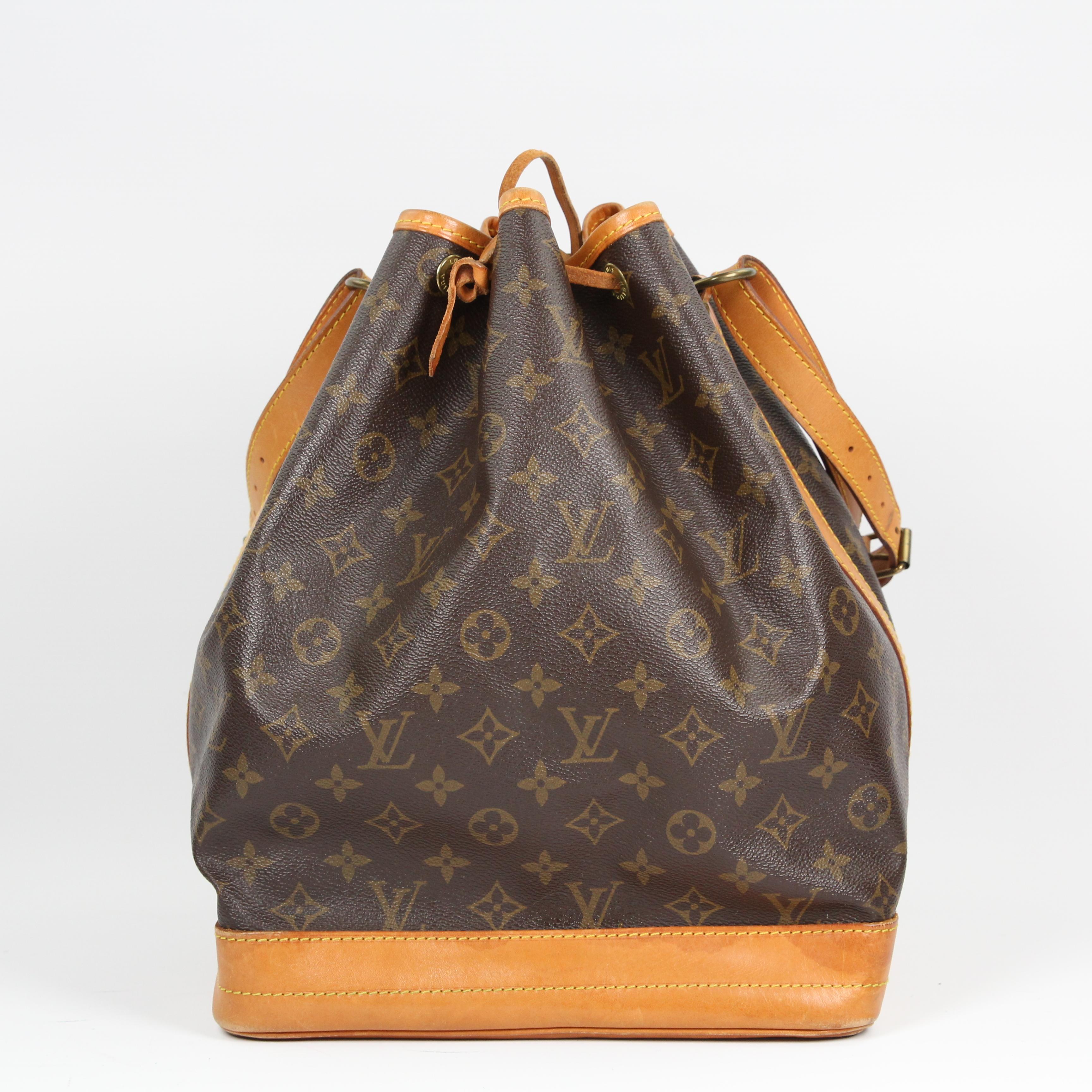 Louis Vuitton Noé leather shoulder bag For Sale 14