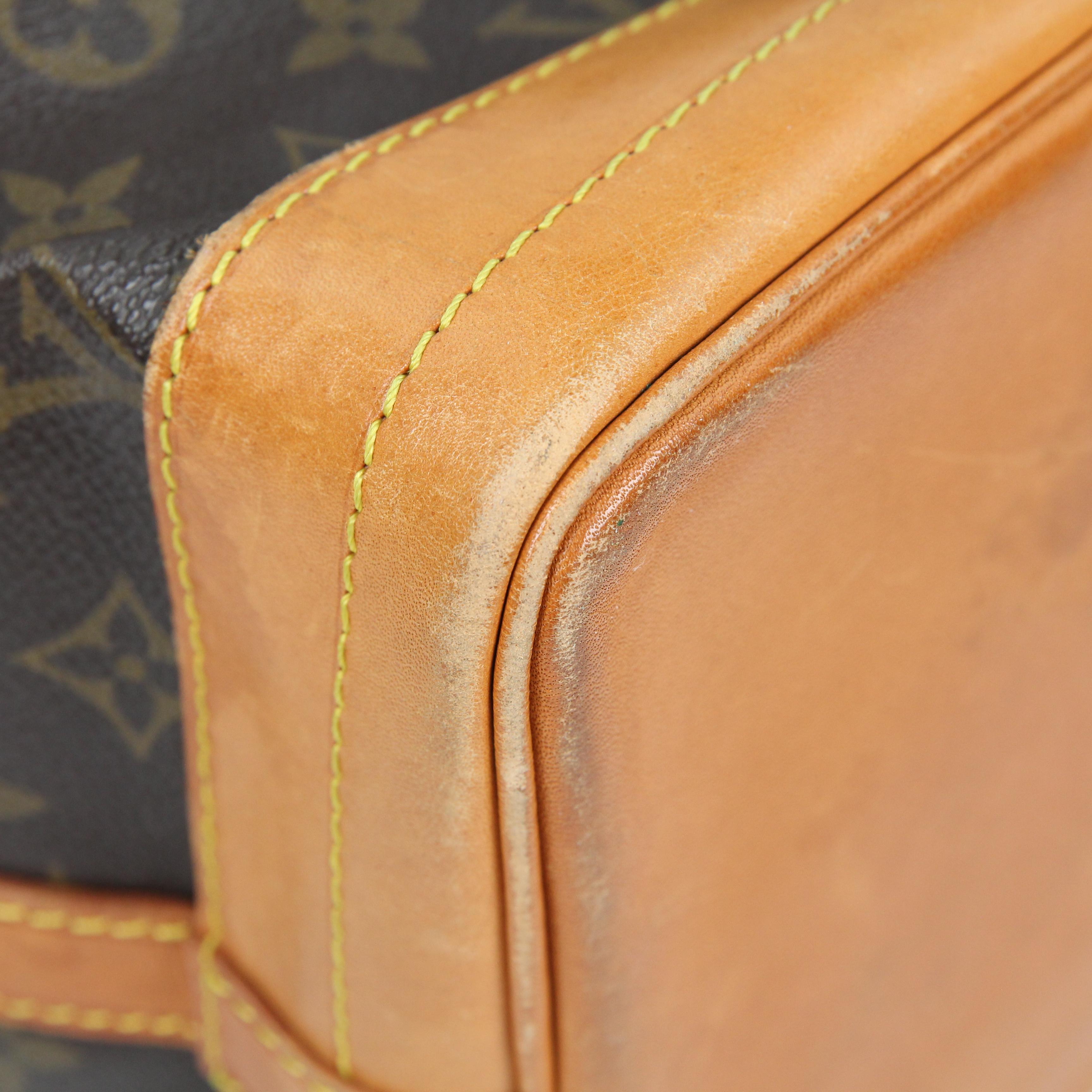 Women's Louis Vuitton Noé leather shoulder bag For Sale