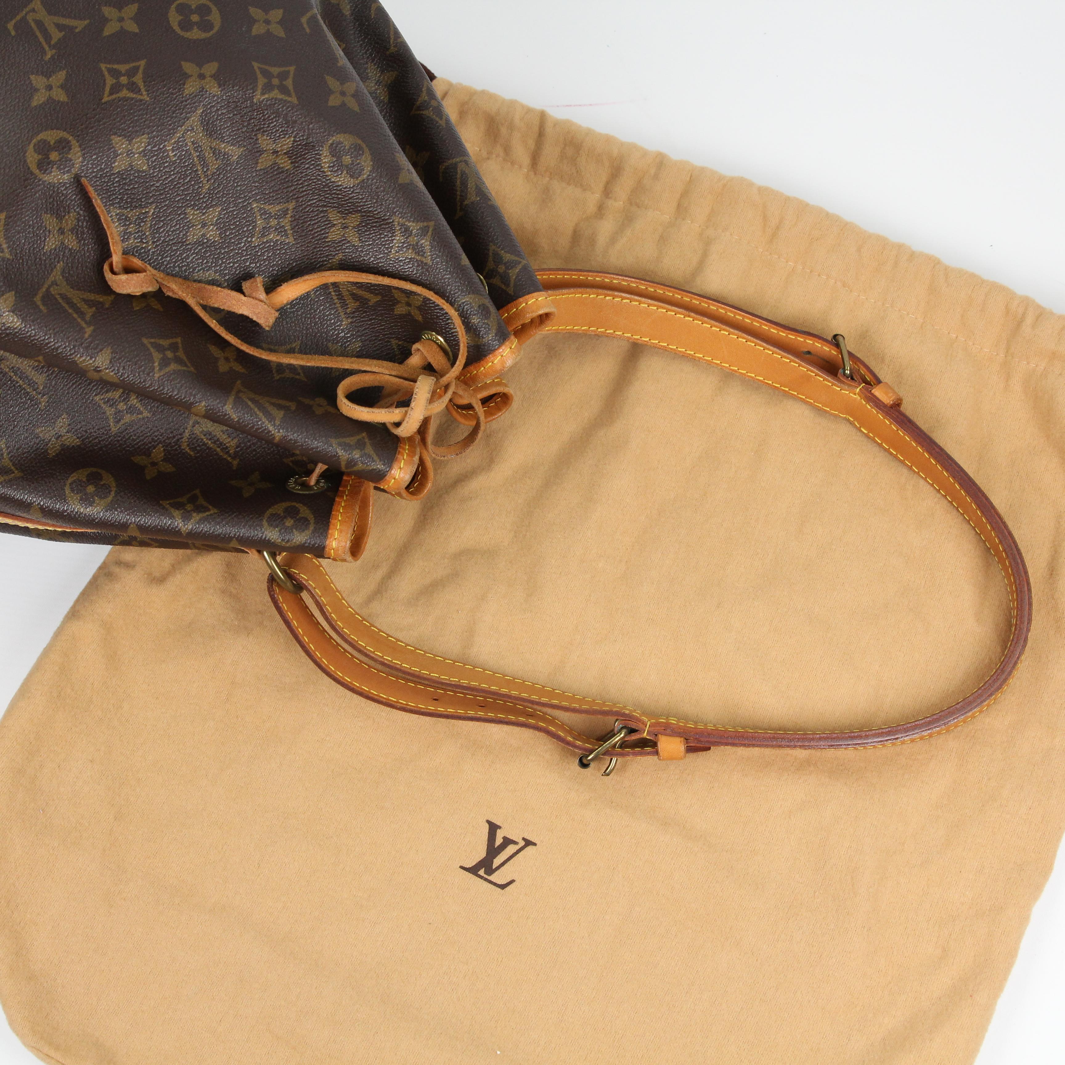 Louis Vuitton Noé leather shoulder bag For Sale 5