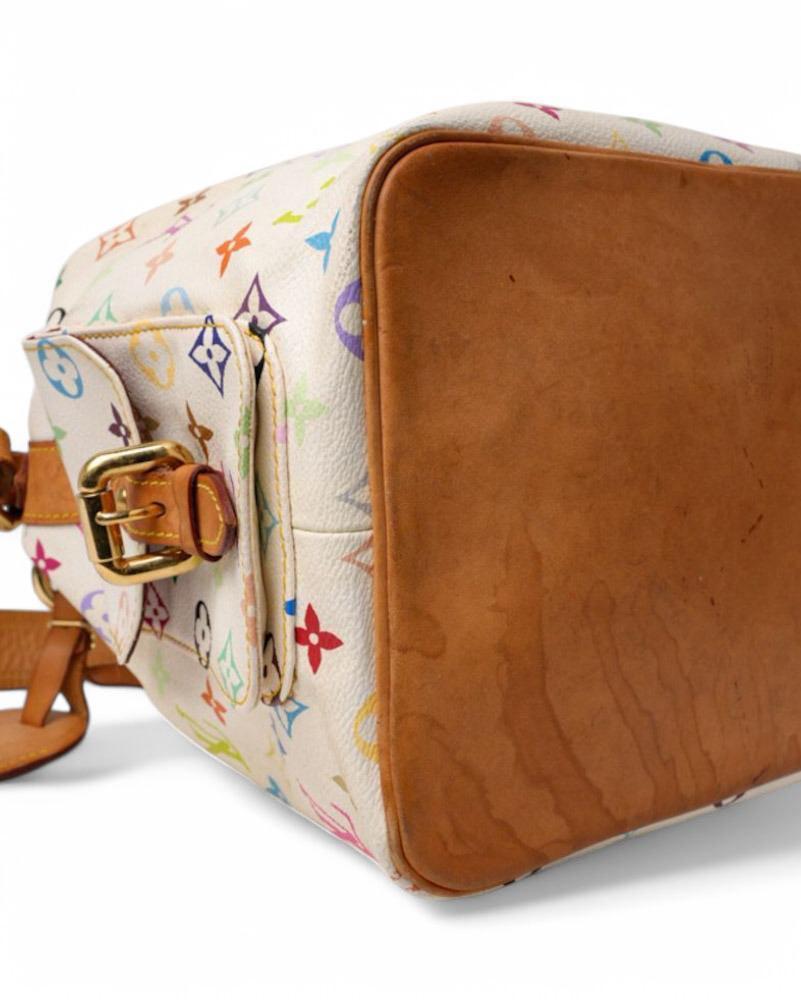 Louis Vuitton Noah MM Multicolor White For Sale 2