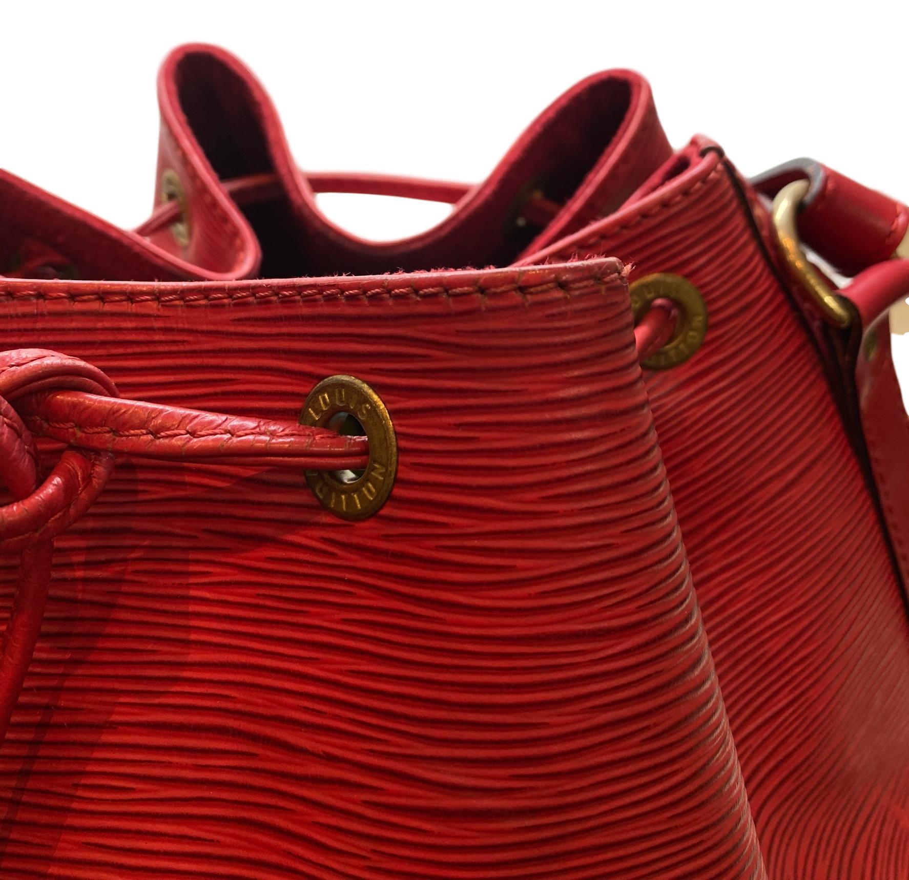 Louis Vuitton Noe PM Bucket Bag in Red EPI Leather, France 1994. 1
