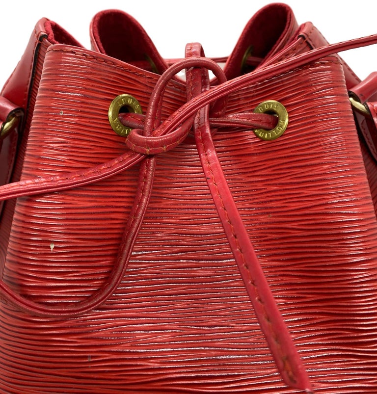 Louis Vuitton Noe PM Bucket Bag in Red EPI Leather, France 1994