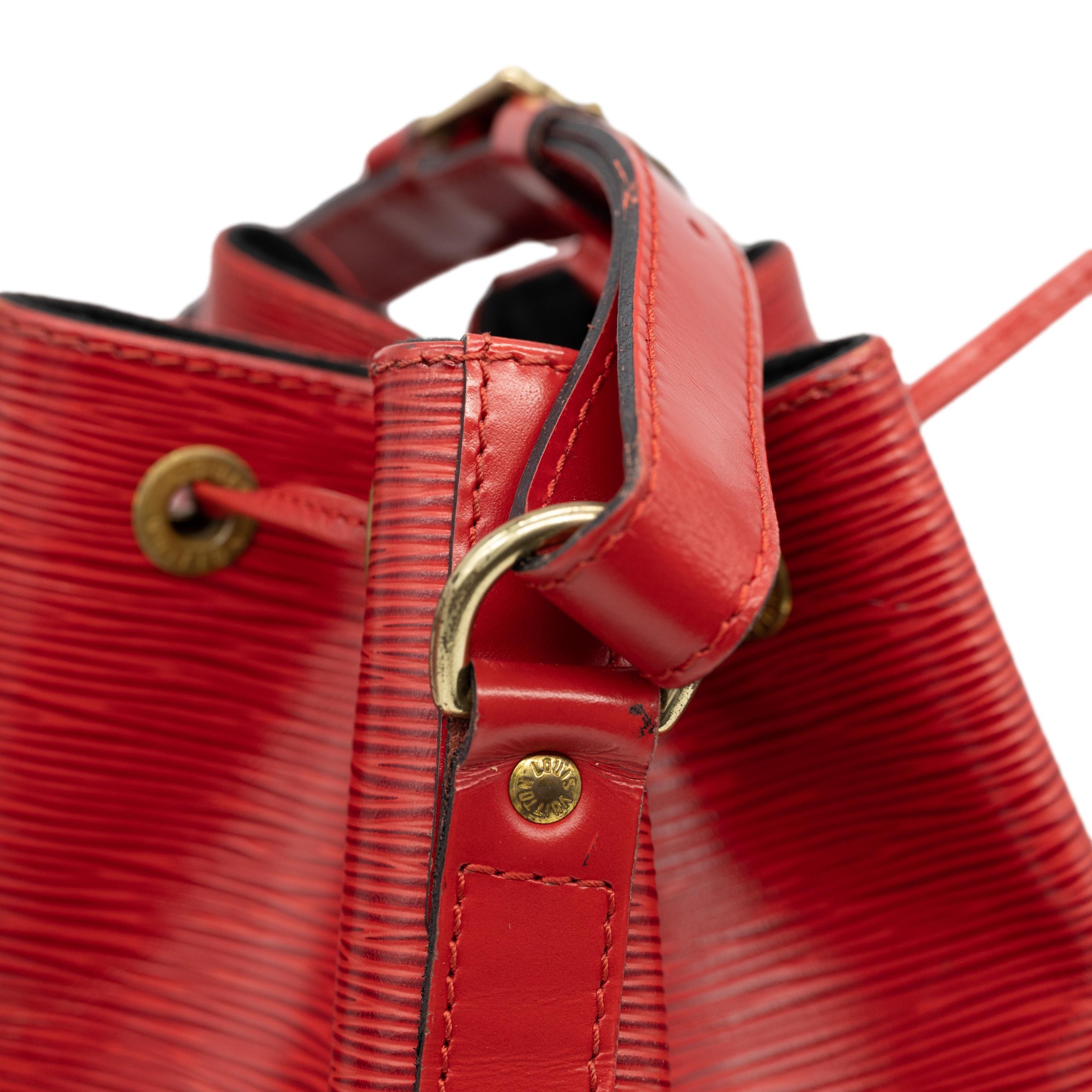 Louis Vuitton “Noe” PM Bucket Bag in Red EPI Leather Shoulder Bag, France 1993. 7