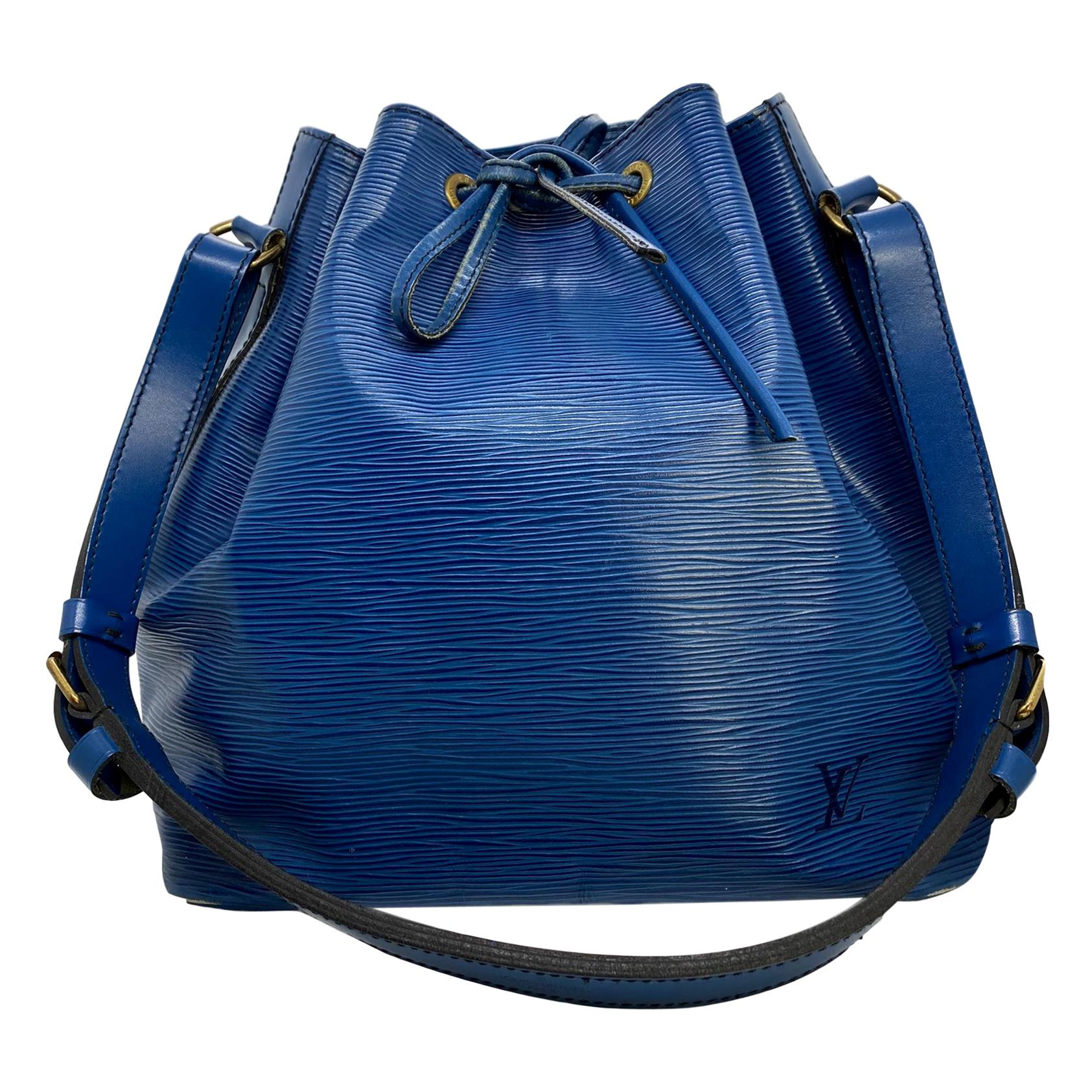 Louis Vuitton Noe PM Bucket Bag in Toledo Blue EPI Leather, France 1995