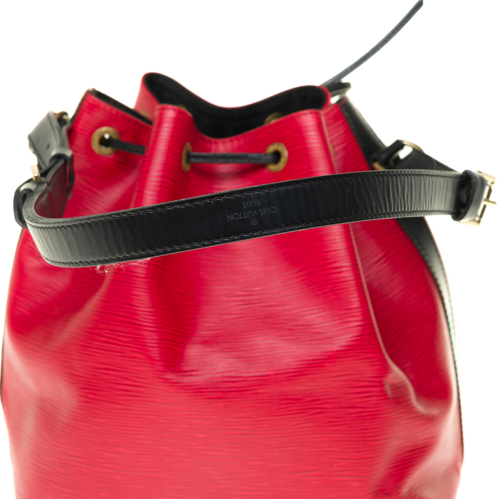 Women's Louis Vuitton Noé PM shoulder bag in red & black epi leather, gold hardware
