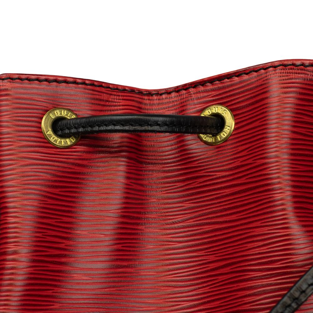 LOUIS VUITTON, Noé Vintage in red épi leather For Sale 4