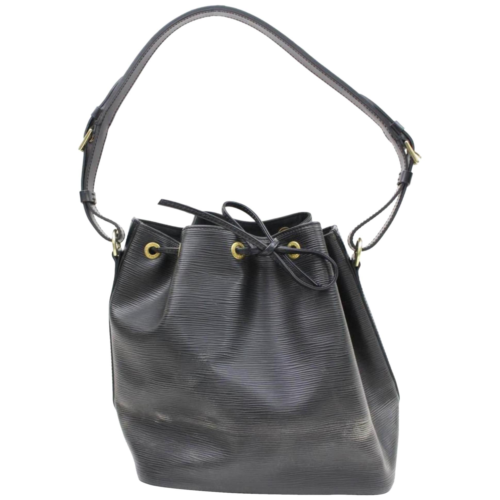 Louis Vuitton Noir Epi Petit Noe 866102 Black Leather Shoulder Bag For Sale