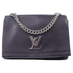 Louis Vuitton Noir Lockme II BB Klappentasche