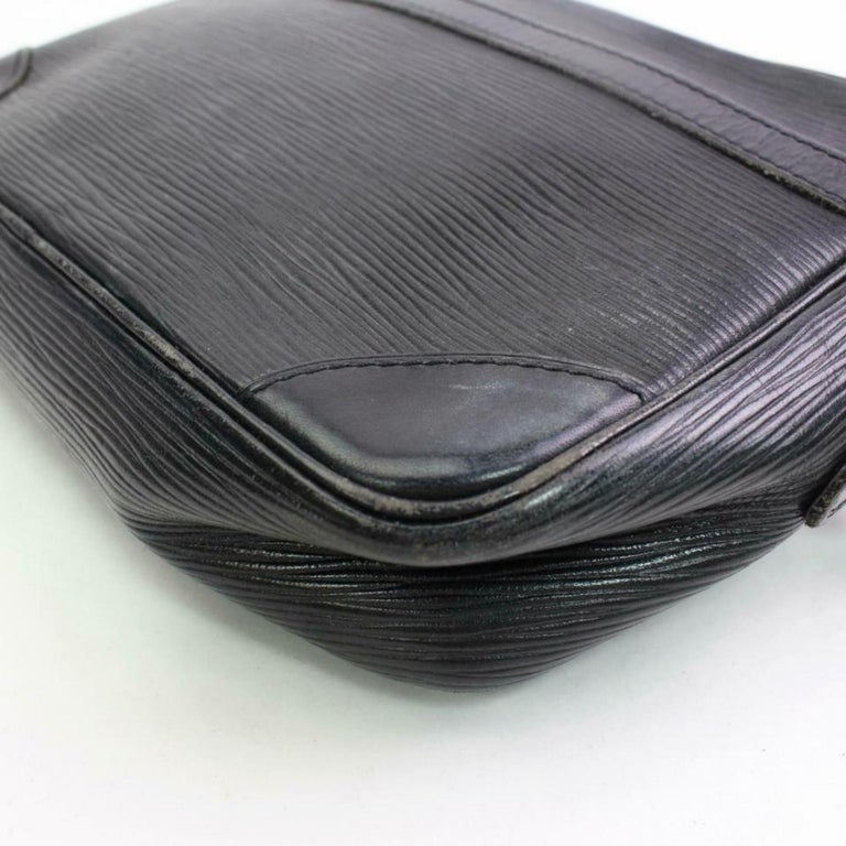 Louis Vuitton Noir Trocadero 27 870600 Black Epi Leather Cross Body Bag ...