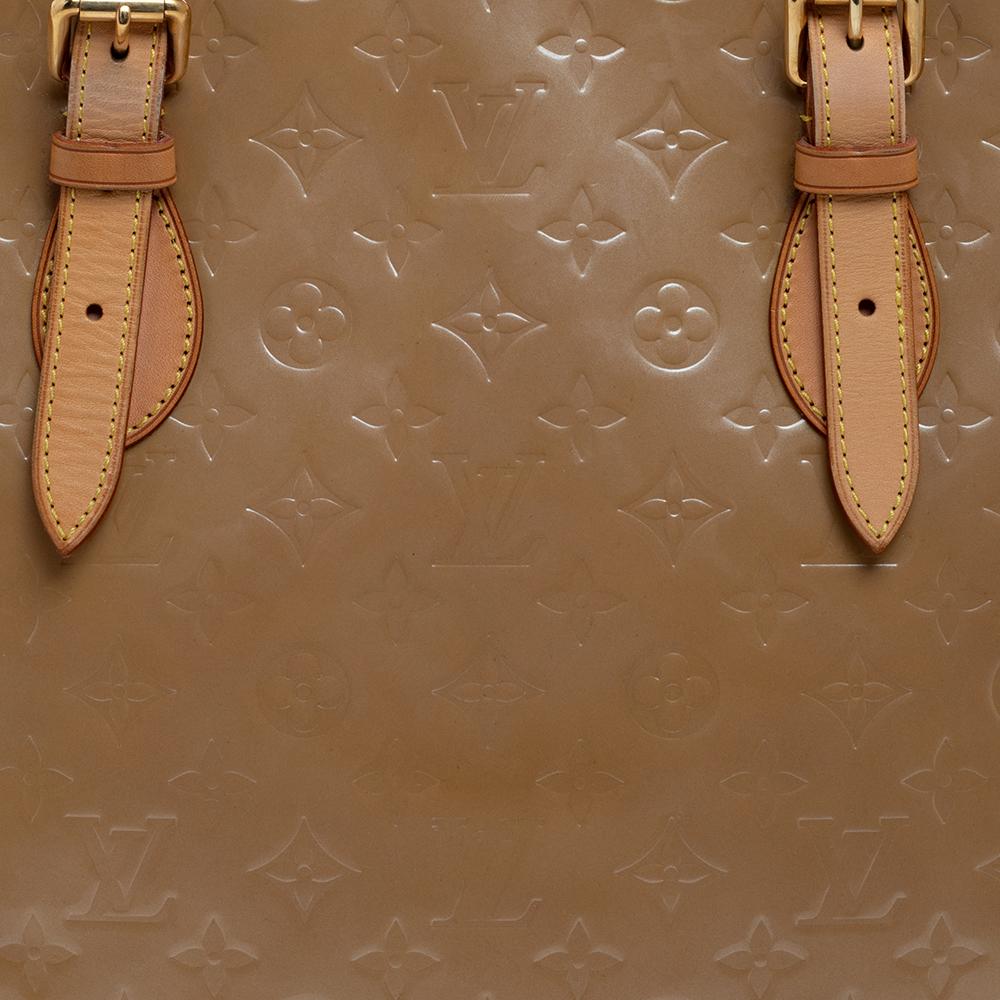 Women's Louis Vuitton Noisette Monogram Vernis Brentwood Tote Bag