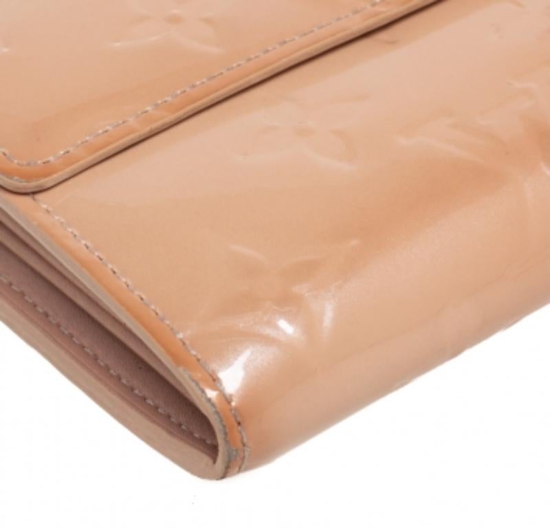 Louis Vuitton Noisette Monogram Vernis Sarah Portefeuille 1