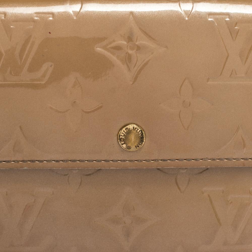 Louis Vuitton Noisette Monogram Vernis Sarah Wallet 3