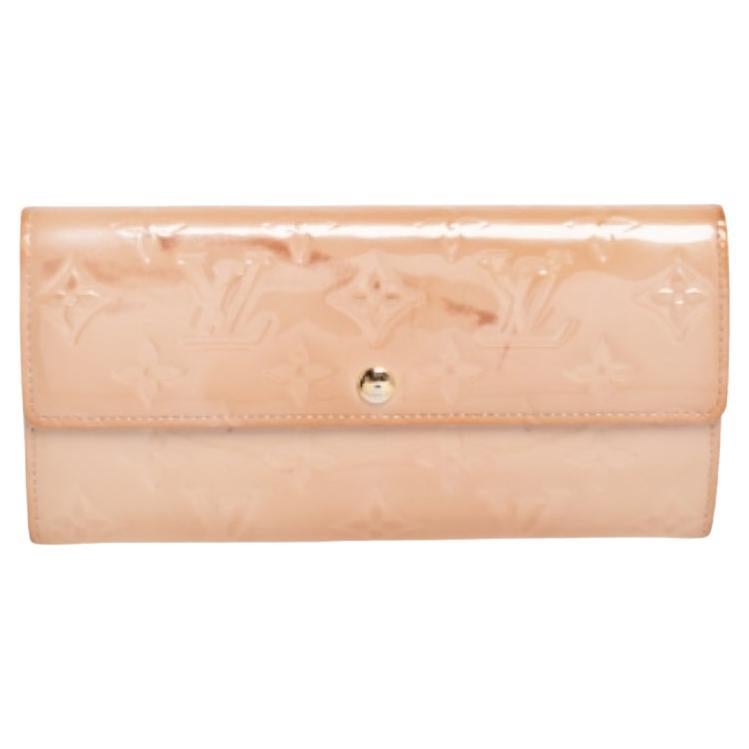Louis Vuitton Noisette Monogram Vernis Sarah Wallet
