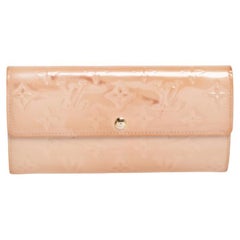 Louis Vuitton Noisette Monogram Vernis Sarah Portefeuille