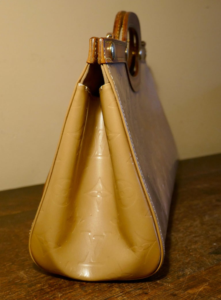 Brown Louis Vuitton Noisette Vernis Roxbury Drive Bag   For Sale