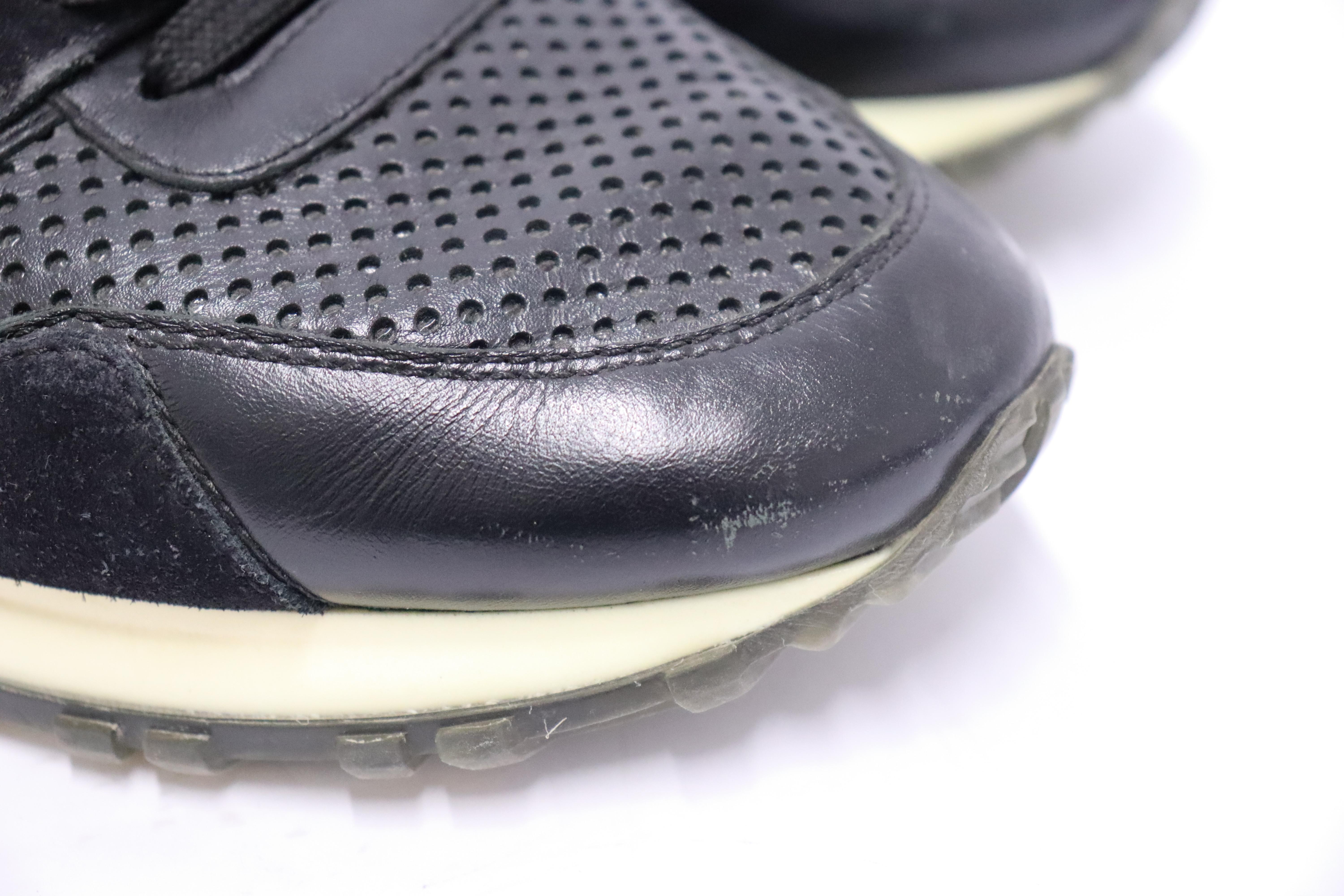 Louis Vuitton Nubuck Calfskin Perforated Run Away Sneakers Size EU 38 1