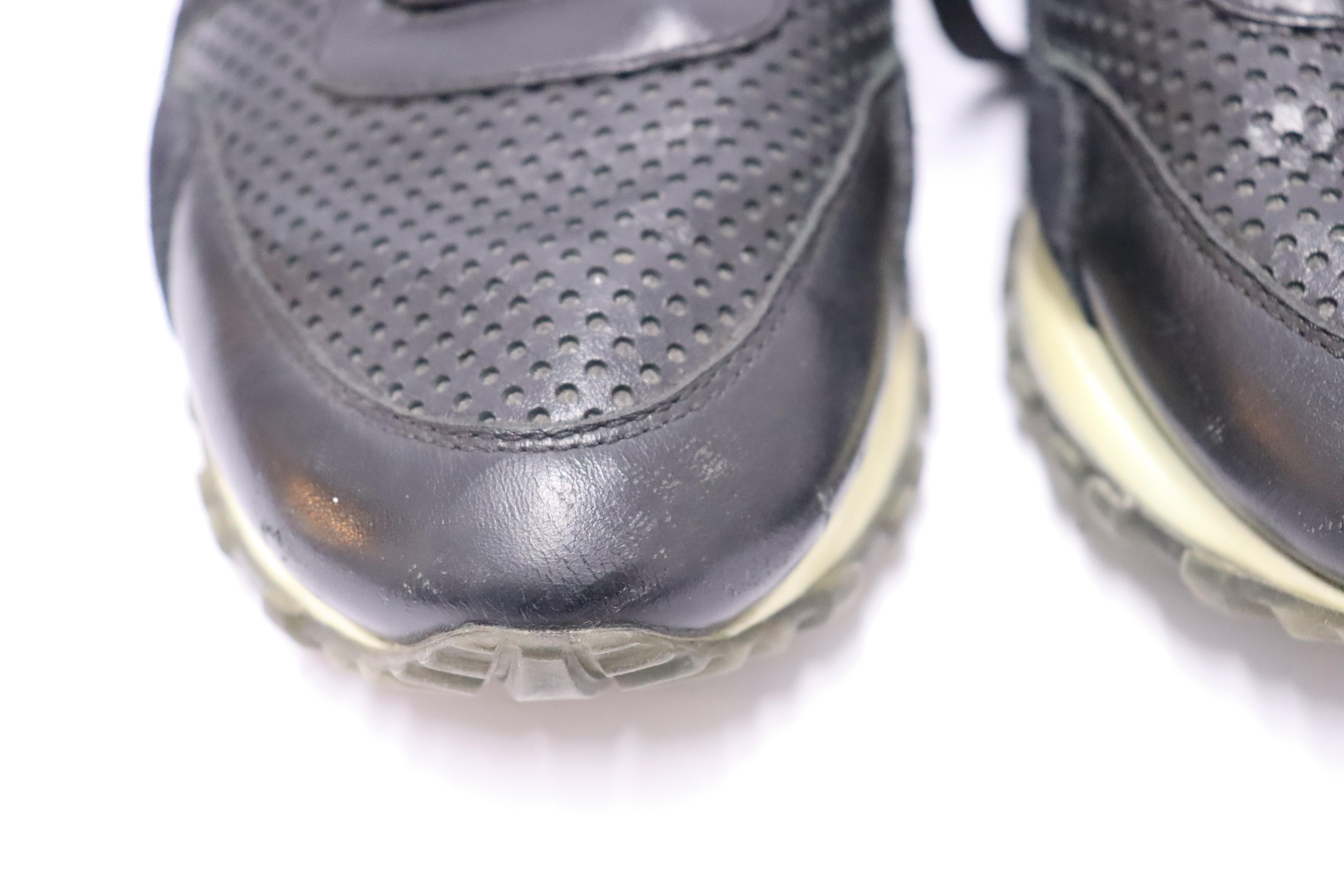 Louis Vuitton Nubuck Calfskin Perforated Run Away Sneakers Size EU 38 4