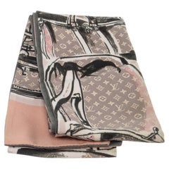 Louis Vuitton nude color monogram scarf made of 60% silk and 40% wool.