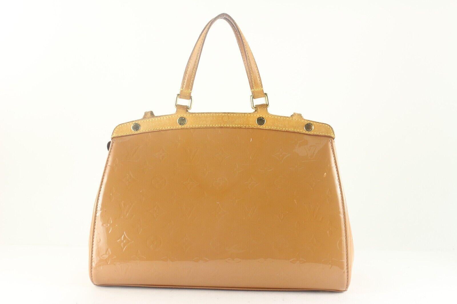 Louis Vuitton Nude Monogram Vernis Brea Tote 2way with Strap 9LK725K In Good Condition For Sale In Dix hills, NY