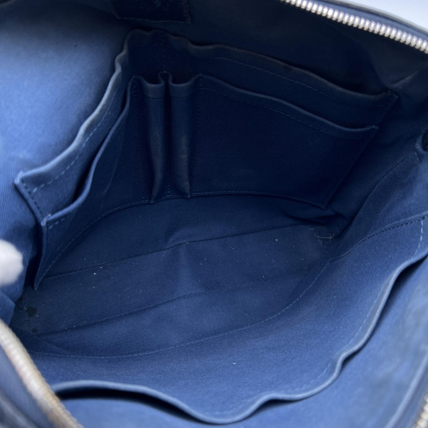 Louis Vuitton Ocean Blue Taiga Leather Taiga Grigori PM Messenger Bag 2