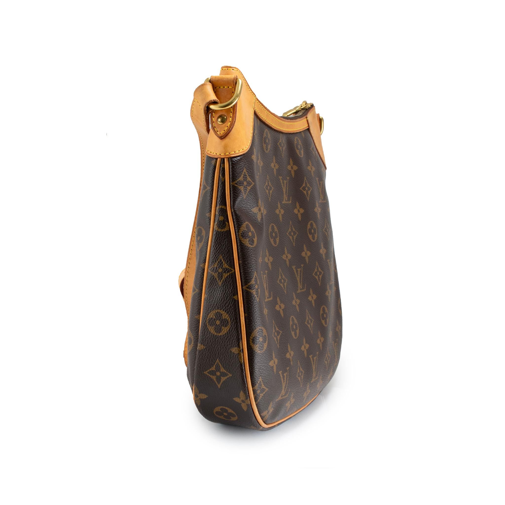 Noir Louis Vuitton Odeon PM Postage M56390 Monogram Canvas Shoulder Crossbody Bag en vente