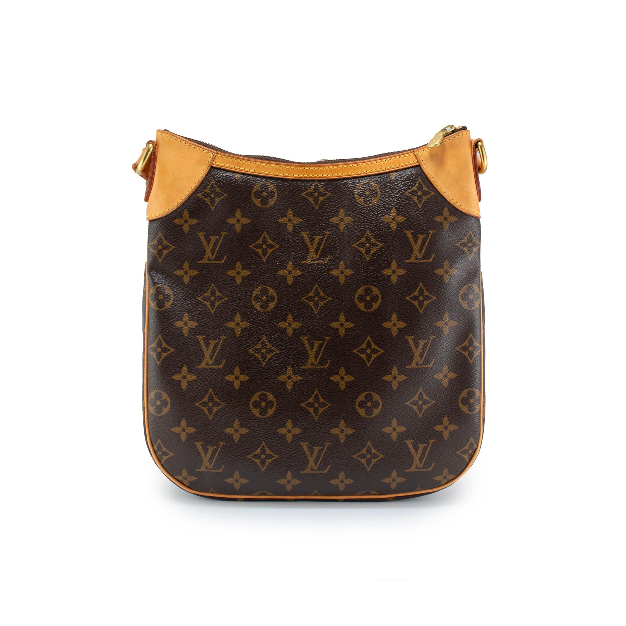 Louis Vuitton Odeon PM Postage M56390 Monogram Canvas Shoulder Crossbody Bag Excellent état - En vente à Houston, US