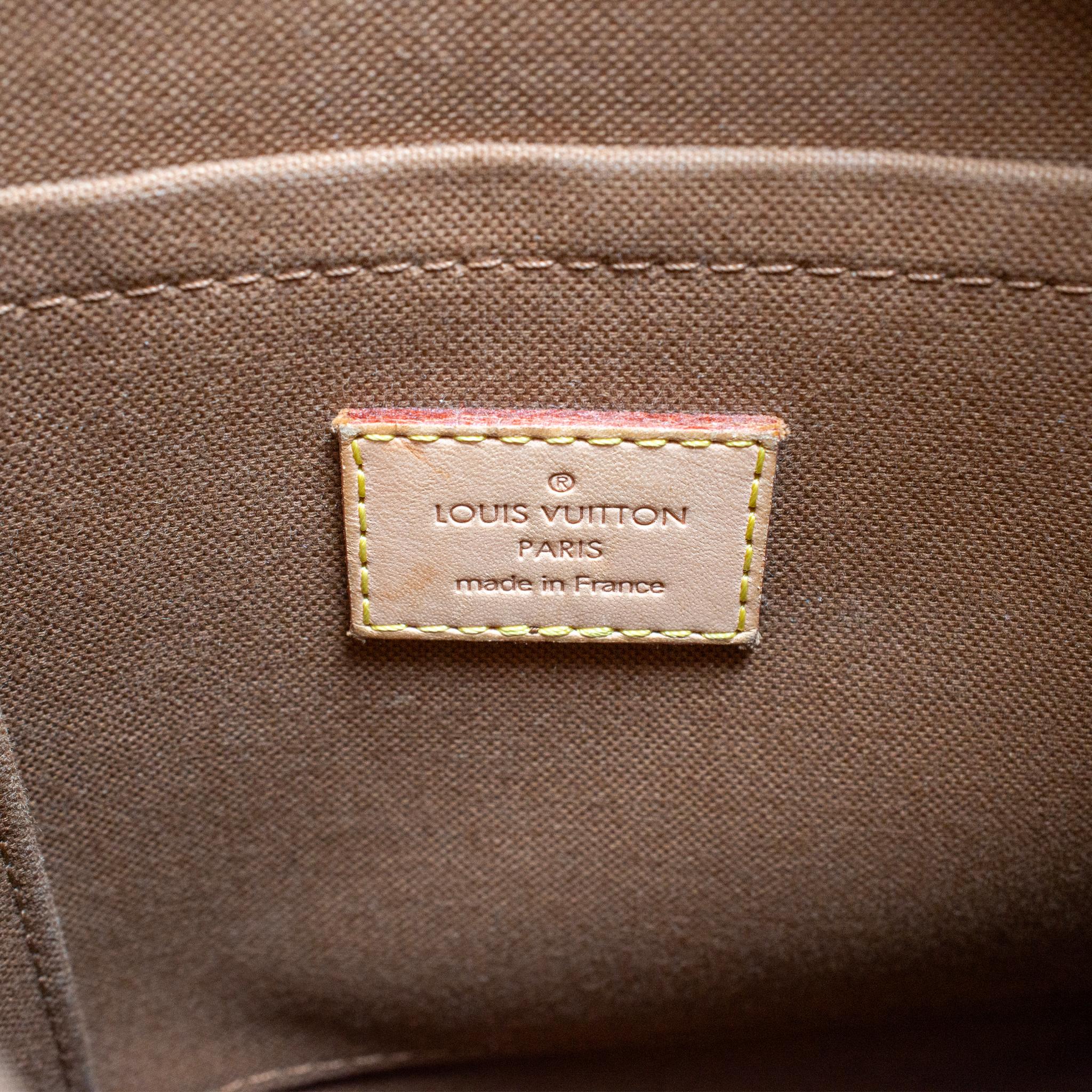Louis Vuitton Odeon PM Postage M56390 Monogram Canvas Shoulder Crossbody Bag en vente 3