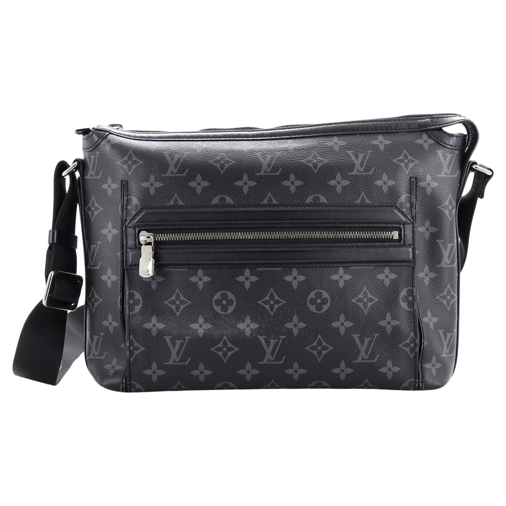 Louis Vuitton Black Taigarama and Monogram Eclipse Canvas Outdoor Messenger  For Sale at 1stDibs