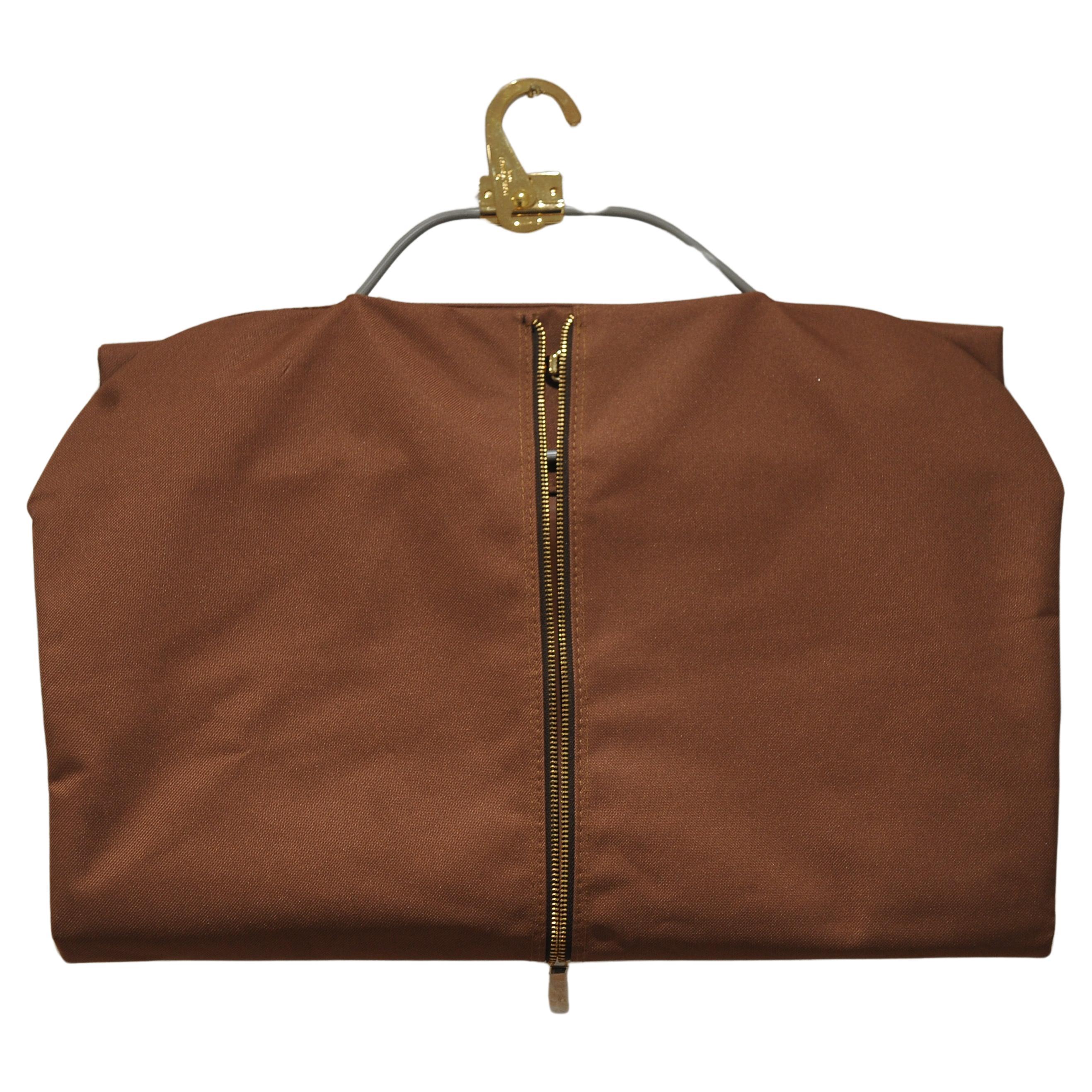 Modern Louis Vuitton of Paris Tan Canvas Dress Suit Carrier With Brass Hanger For Sale