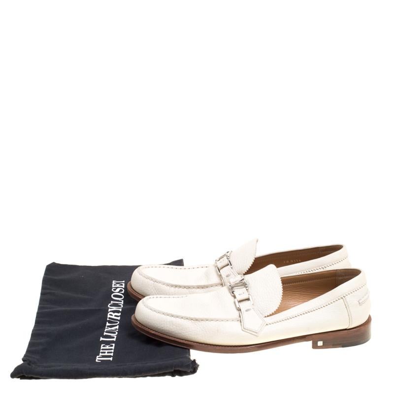 Louis Vuitton Off White Leather Major Loafers Size 45 im Zustand „Gut“ in Dubai, Al Qouz 2