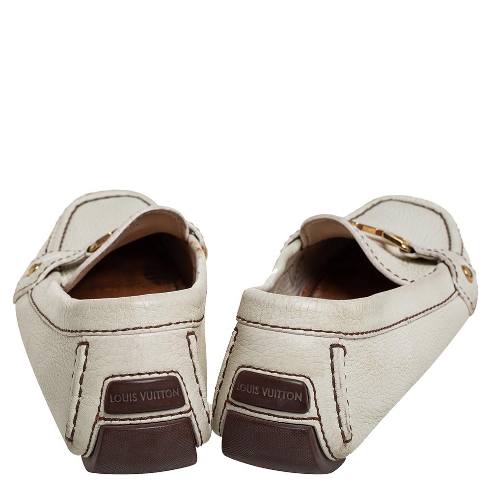 Louis Vuitton Off White Leather Monte Carlo Loafers Size 37 In Good Condition In Dubai, Al Qouz 2